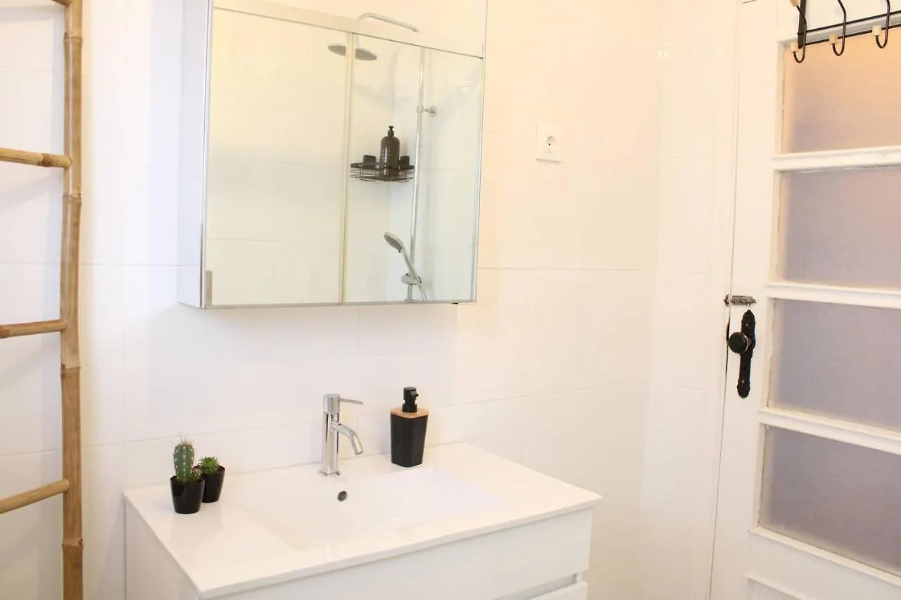 דירה Bela Casa - Modern Designer Chic Central קוימברה
