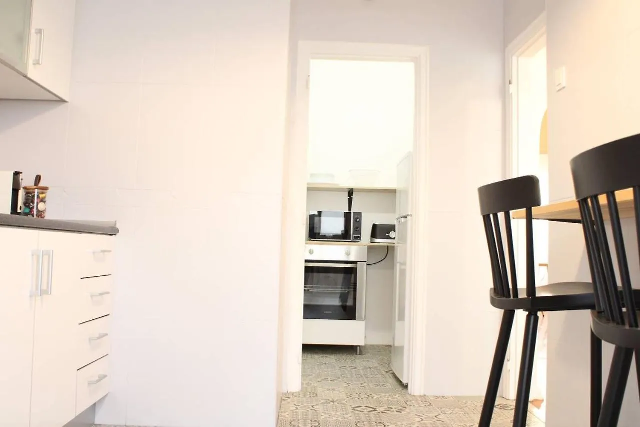 Bela Casa - Modern Designer Chic Central קוימברה 0*,